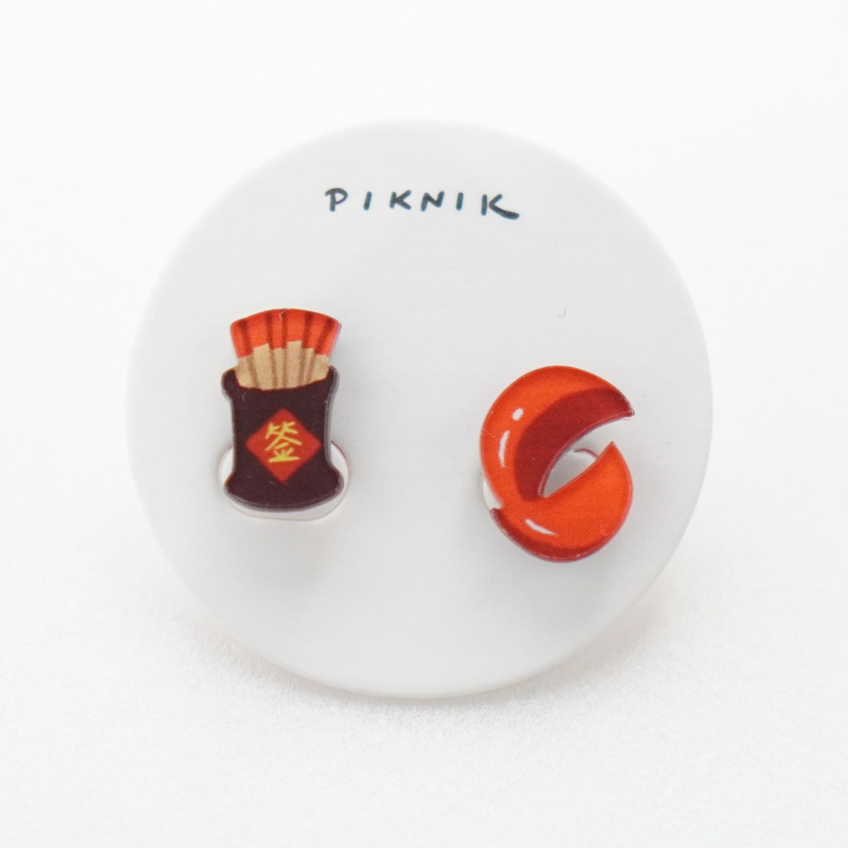 【PIKNIK】占いと筒