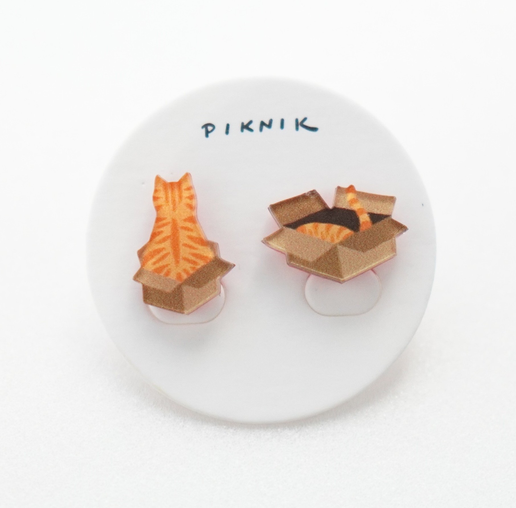【PIKNIK】段ボール猫の太ったオレンジ猫C