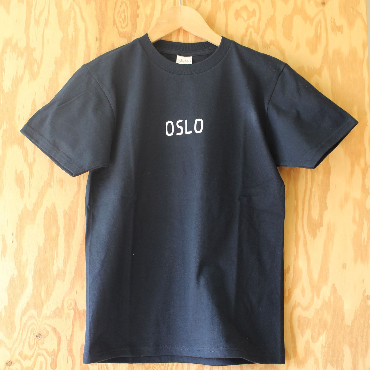 【Scandinavian cafe】北欧都市ユニセックスTシャツ　OSLO　ネイビー 160 / S / M / L