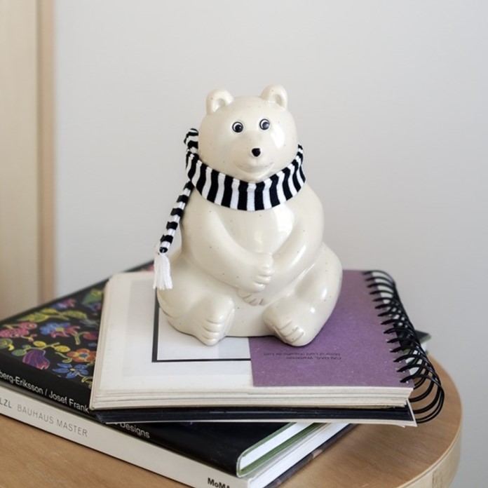 【受注締切3/22】2026マフラー付きフィンランド白くま貯金箱 polar bear money box　※8月中旬～9月上旬入荷予定